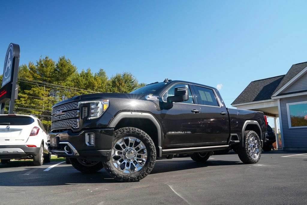Used 2022 GMC Sierra 2500 Denali w/ Denali Black Diamond Edition