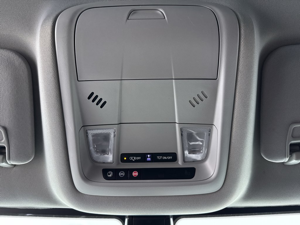 Used 2019 GMC Acadia SLE FWD image 27