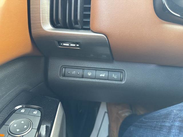 Certified 2023 Nissan Pathfinder Platinum image 24