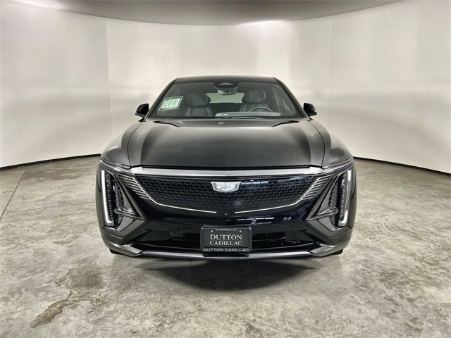 Used 2024 Cadillac Lyriq Sport image 3