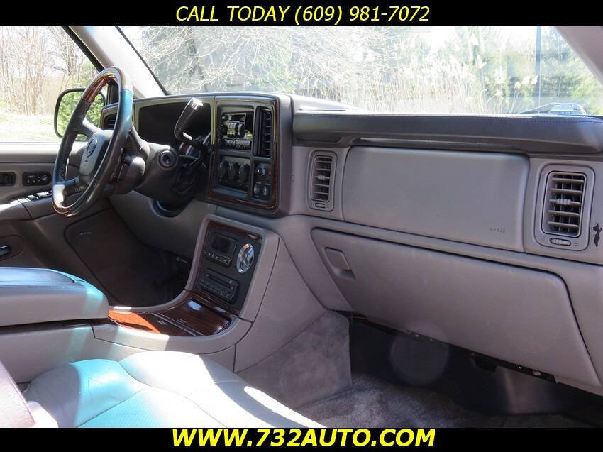 Used 2002 Cadillac Escalade EXT AWD/4WD image 6