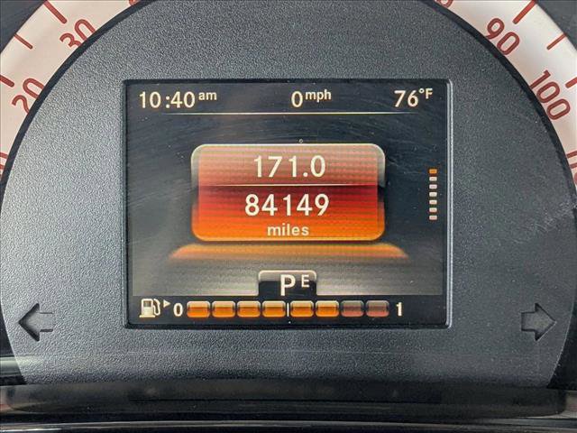 Used 2016 smart fortwo pure image 11