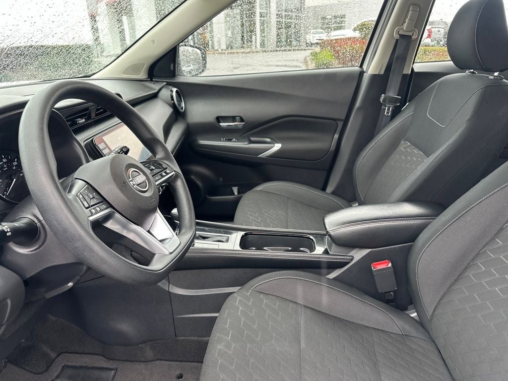 Used 2024 Nissan Kicks SV FWD image 9