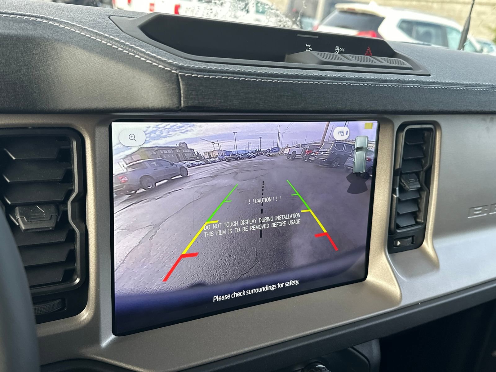 New 2025 Ford Bronco Outer Banks image 14