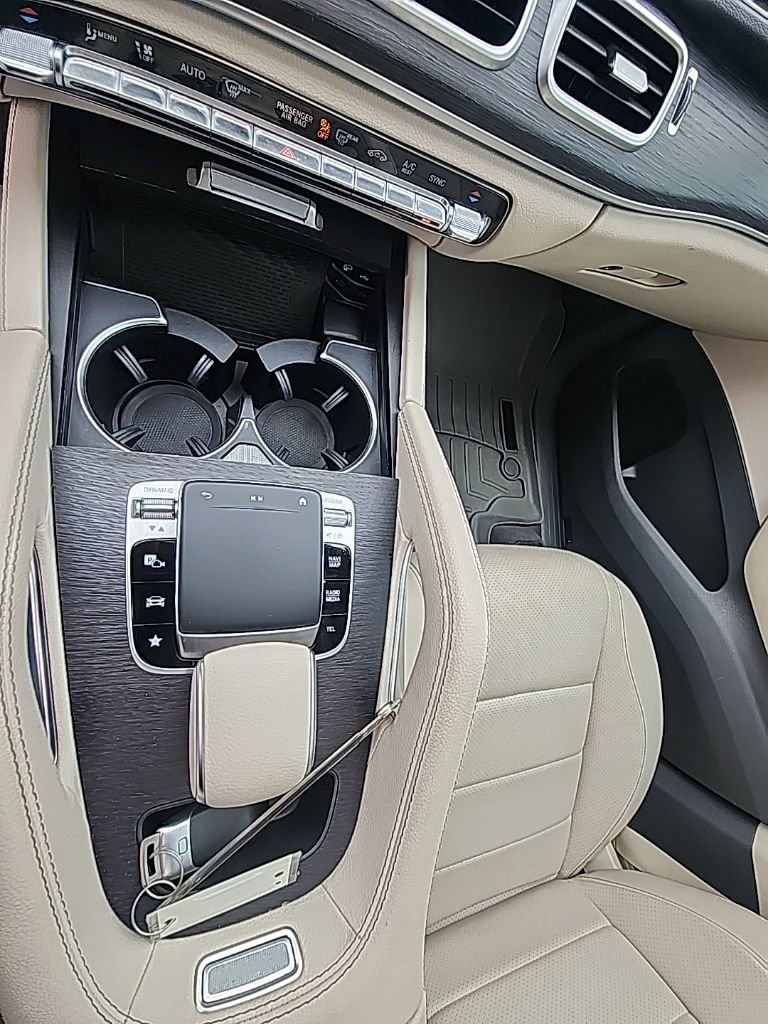 Used 2020 Mercedes-Benz GLE 350 4MATIC image 25