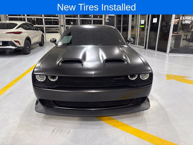 Used 2022 Dodge Challenger SRT Hellcat RWD image 2