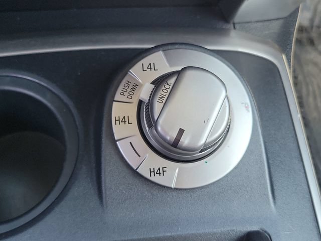 Used 2015 Toyota 4Runner Limited AWD/4WD image 13