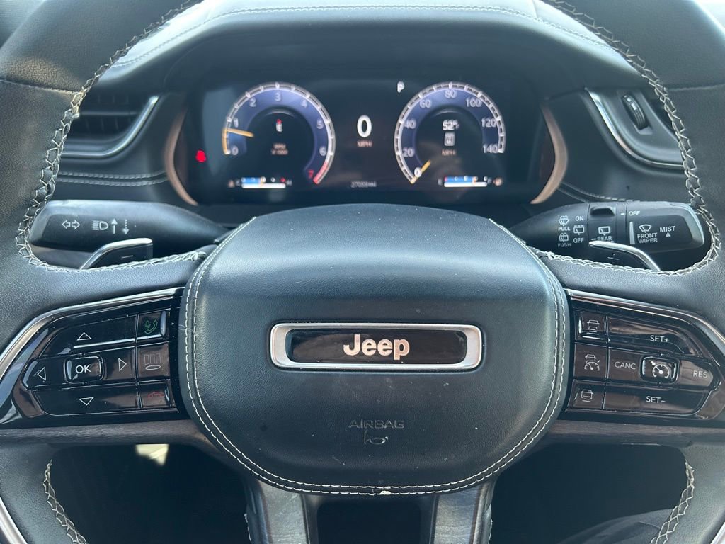 Used 2023 Jeep Grand Cherokee Overland AWD/4WD image 18