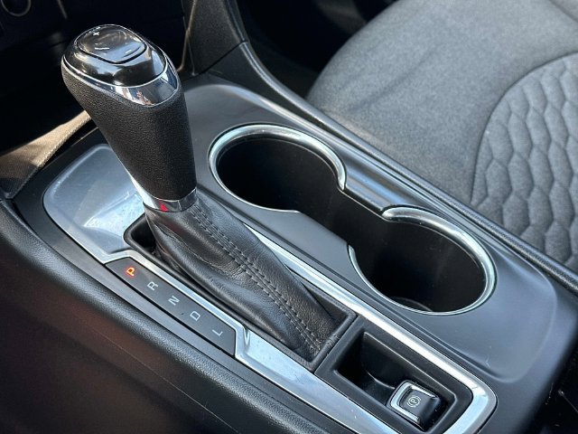 Used 2020 Chevrolet Equinox LT w/ LPO, Floor Liner Package FWD image 33