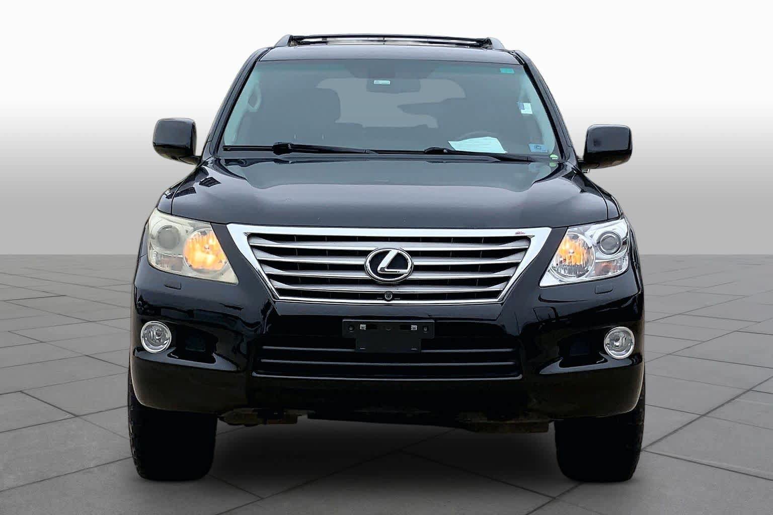 Used 2010 Lexus LX 570 4WD image 3