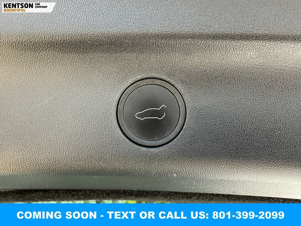 Used 2024 Tesla Model Y Performance AWD/4WD image 29