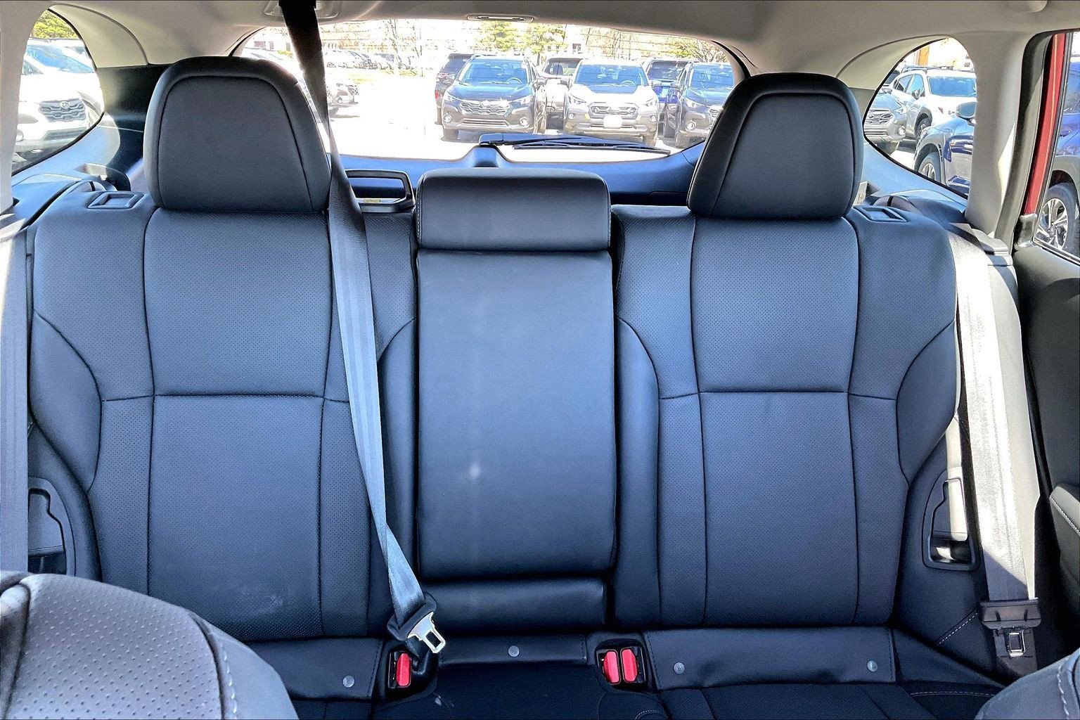 Certified 2025 Subaru Outback Limited image 33