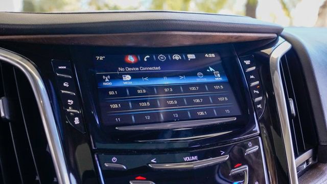 Used 2019 Cadillac Escalade ESV Premium Luxury RWD image 52