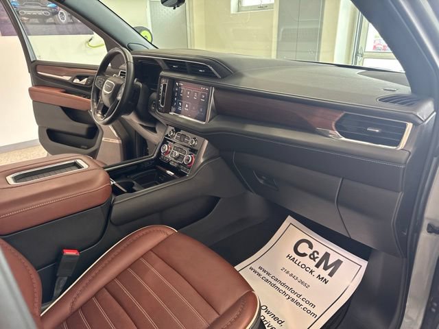 Used 2023 GMC Yukon Denali Ultimate AWD/4WD image 16