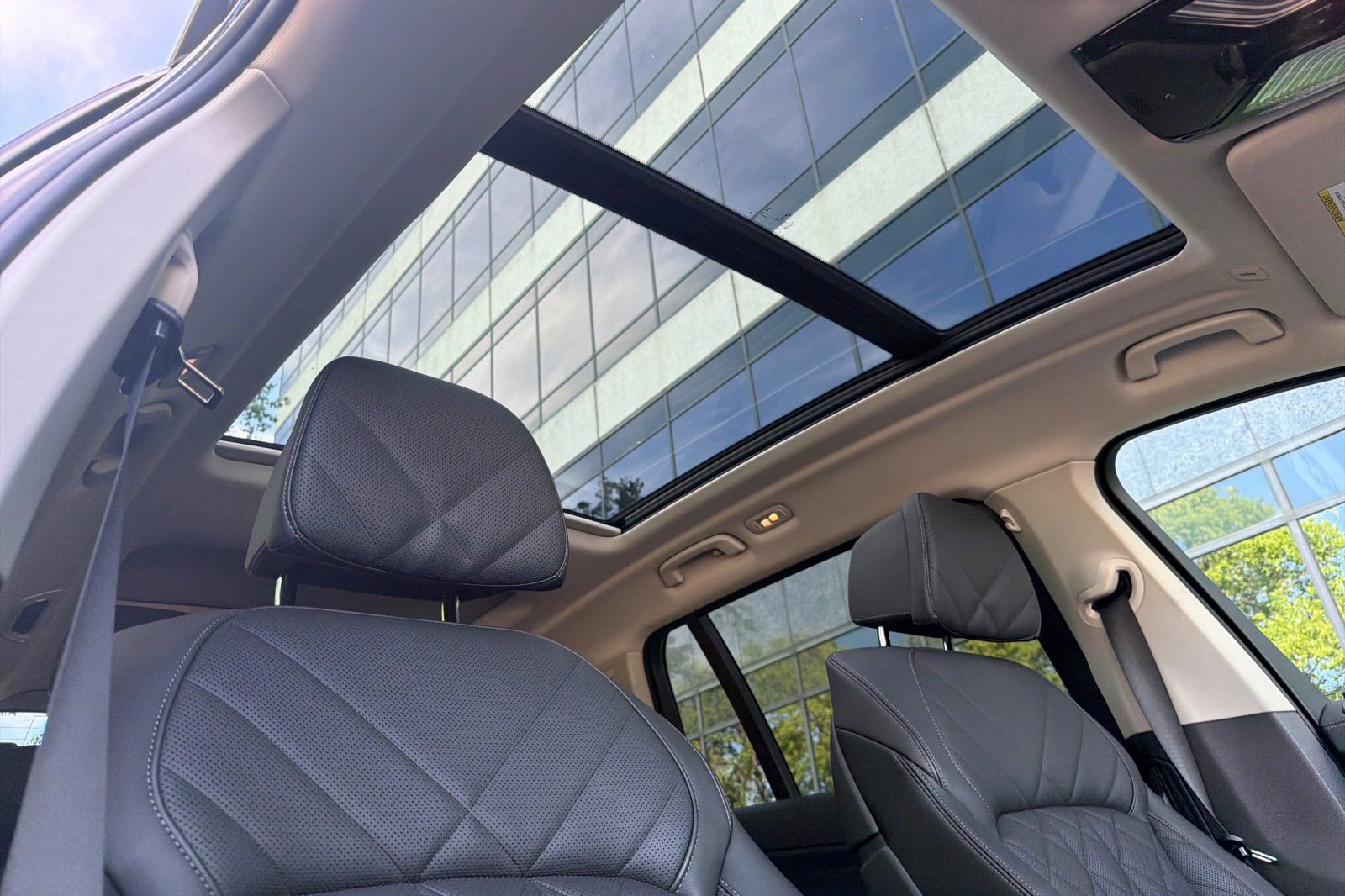 Certified 2025 BMW X7 xDrive40i image 20