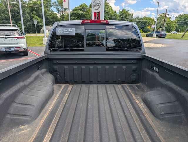Certified 2022 Nissan Frontier SV w/ Technology Package AWD/4WD image 9