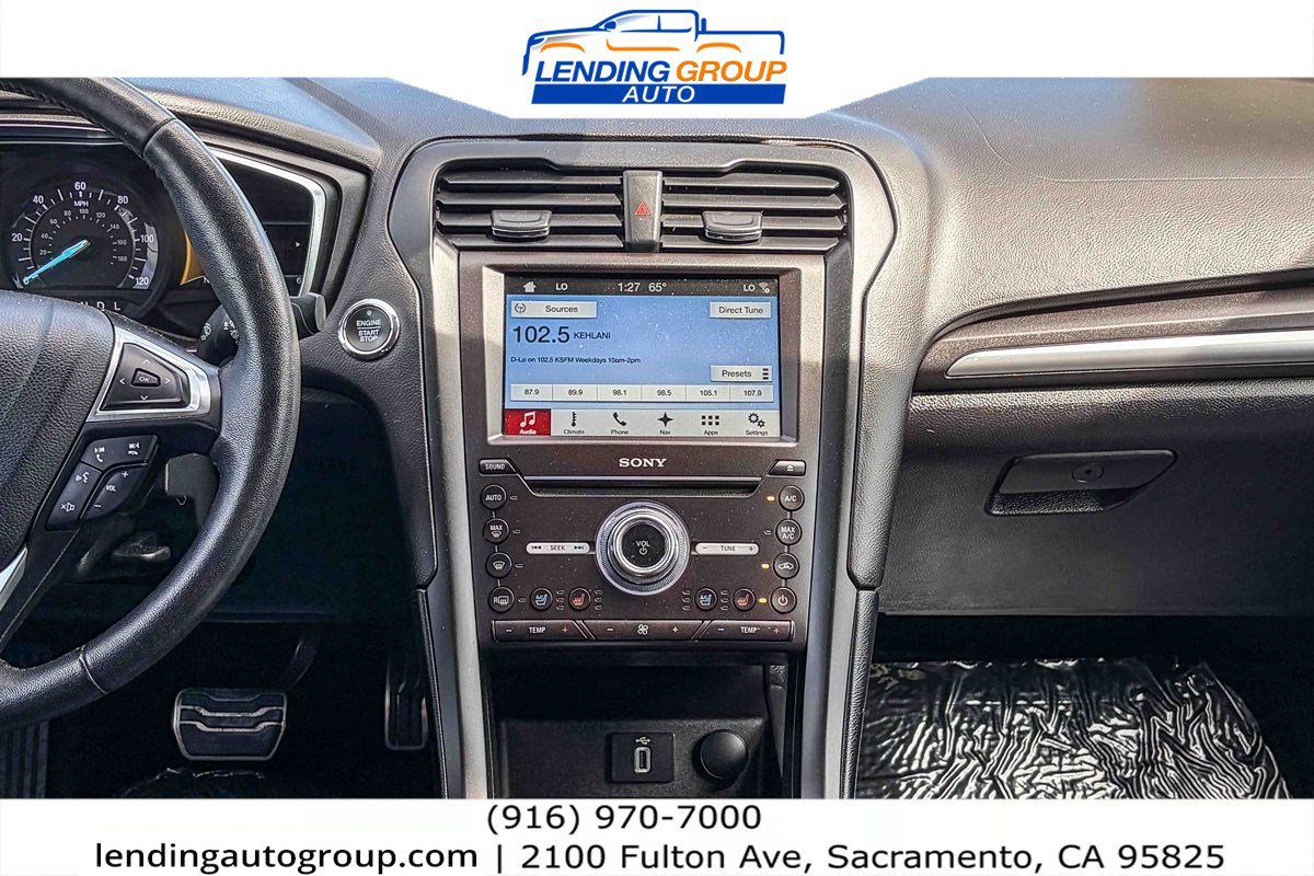 Used 2017 Ford Fusion Energi Titanium FWD image 12