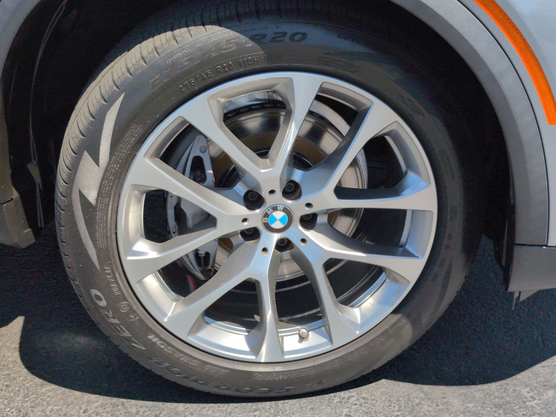 Used 2024 BMW X5 sDrive40i w/ Premium Package RWD image 13