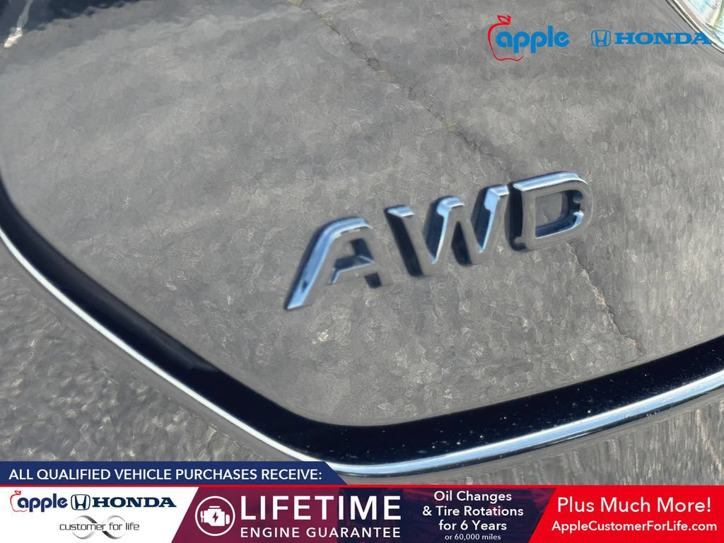 Used 2025 Honda Pilot TrailSport image 25
