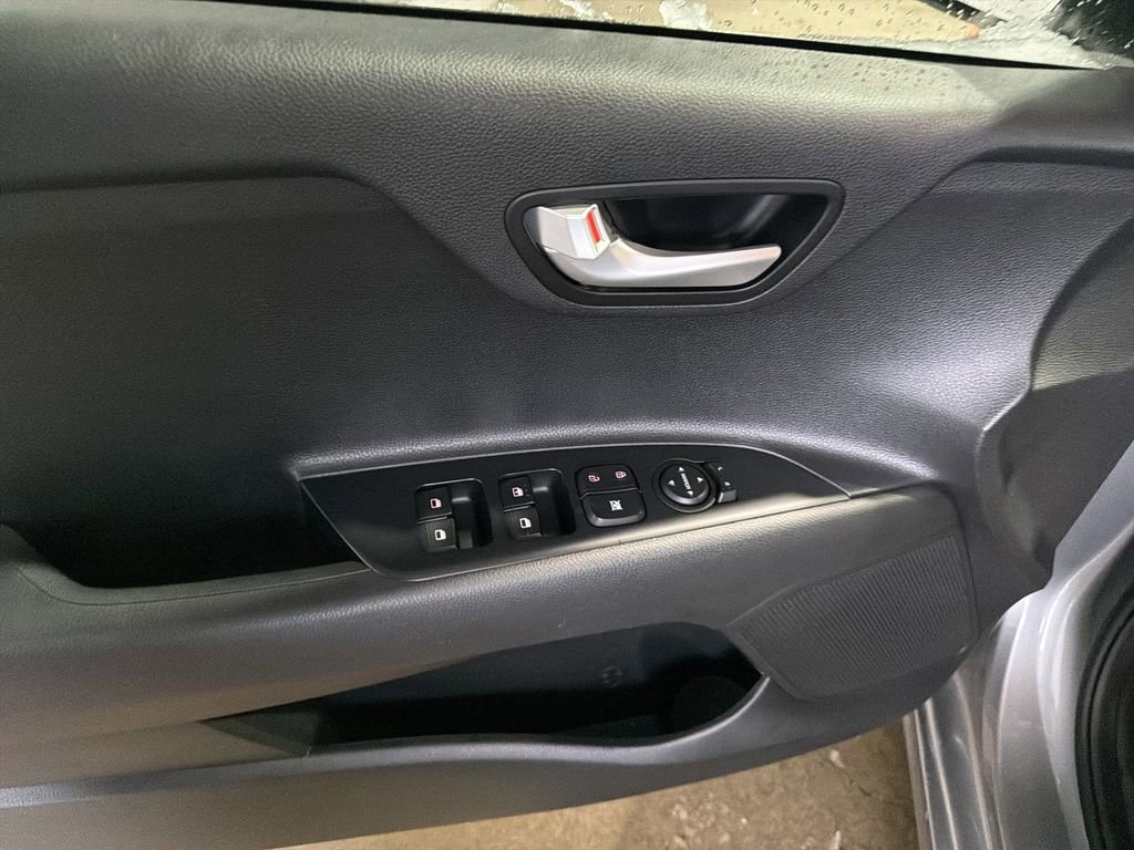Used 2021 Kia Rio S image 14
