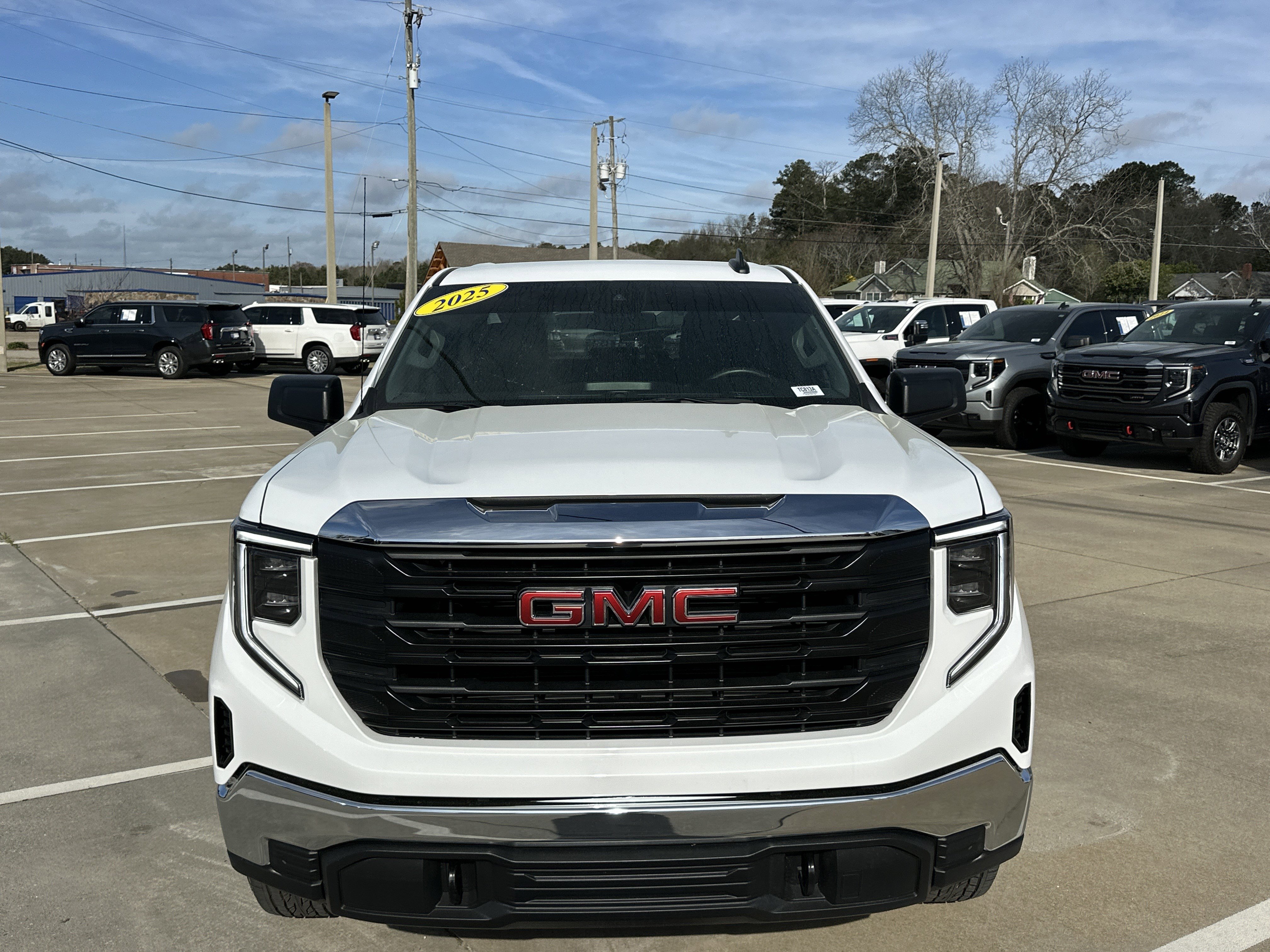 Certified 2025 GMC Sierra 1500 Pro w/ Pro Value Package image 2
