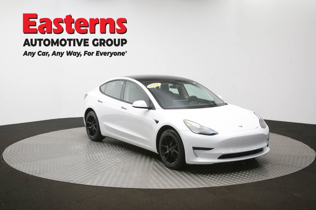 Used 2023 Tesla Model 3 Standard Range RWD image 46