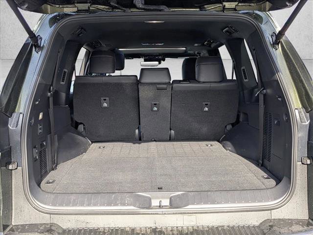 Used 2025 Lexus LX 600 F Sport AWD/4WD image 6
