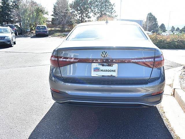 Used 2025 Volkswagen Jetta S image 5
