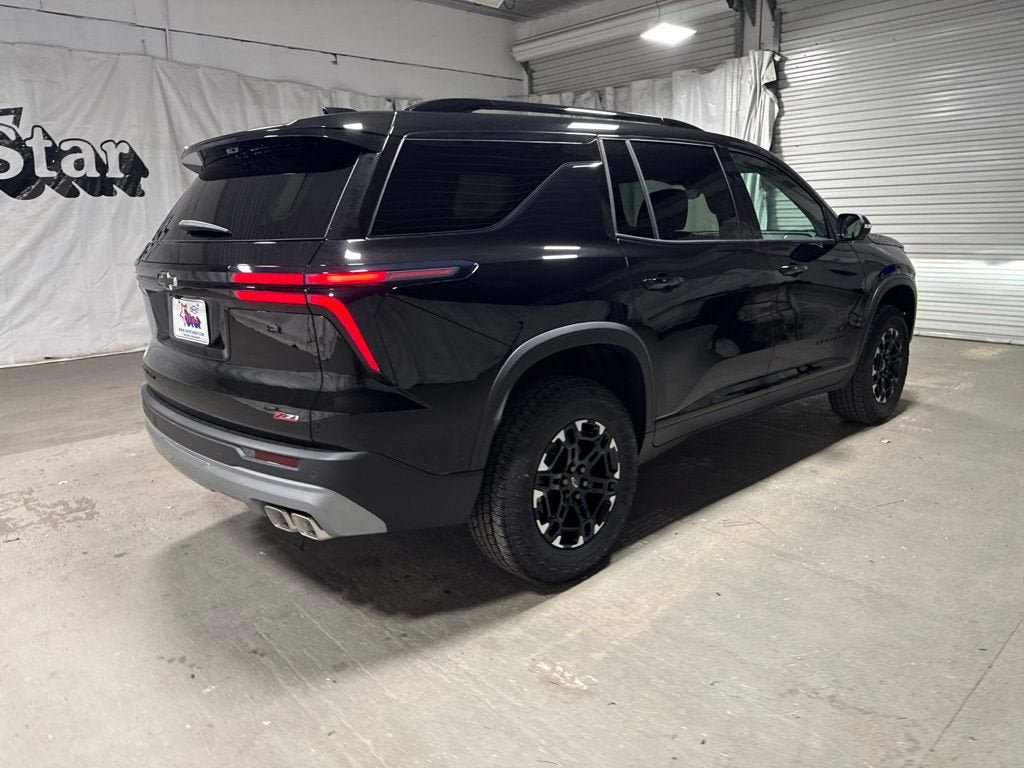 New 2027 Chevrolet Traverse Z71 w/ Enhanced Driving Package AWD/4WD image 7