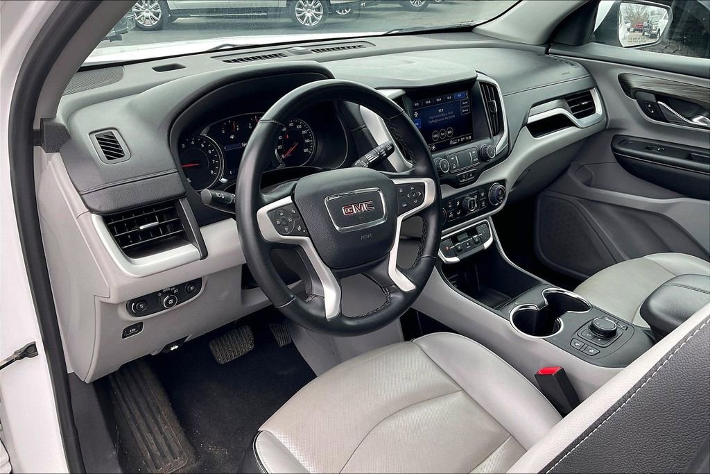 Used 2024 GMC Terrain SLT image 5