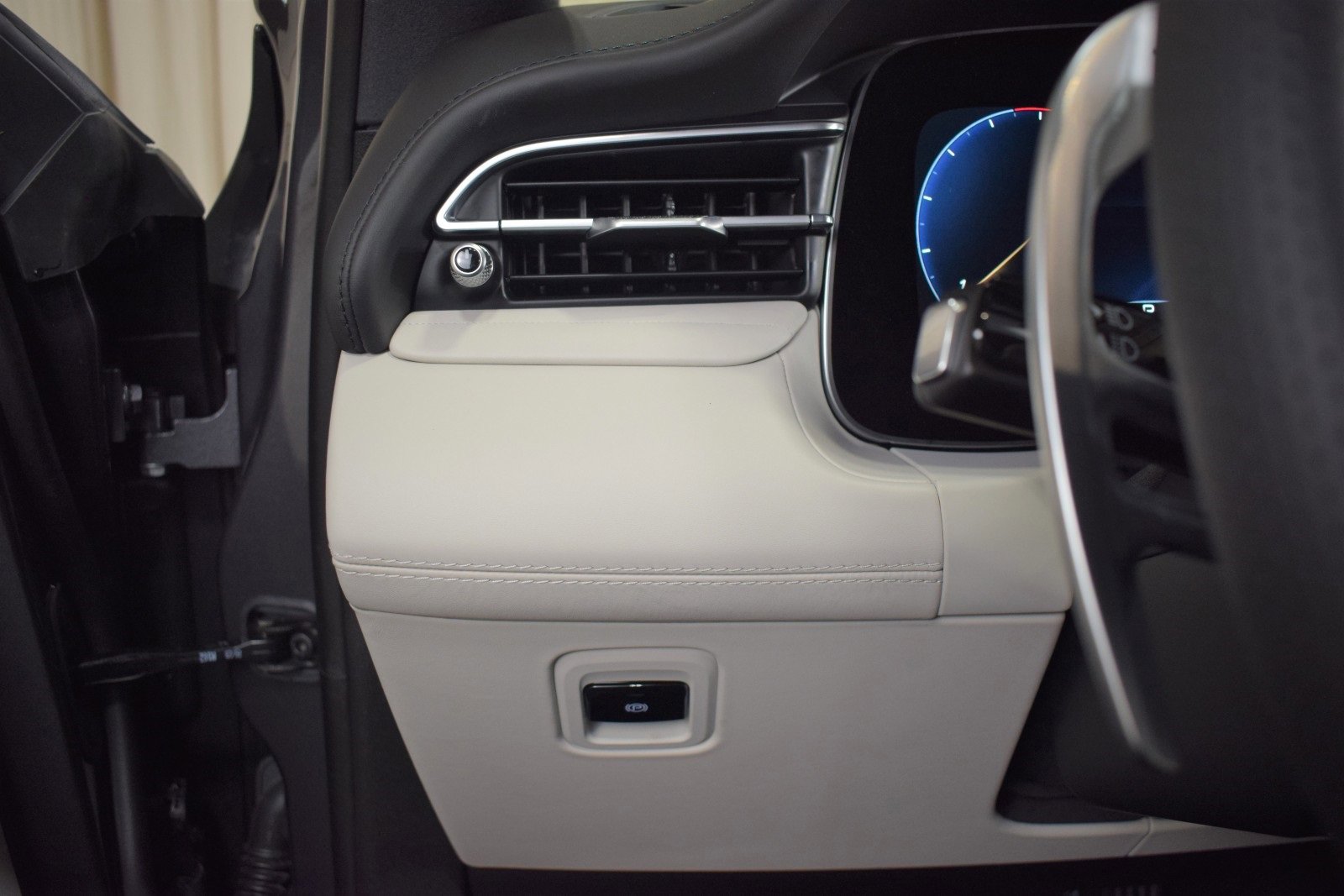 New 2024 Maserati Grecale GT image 32