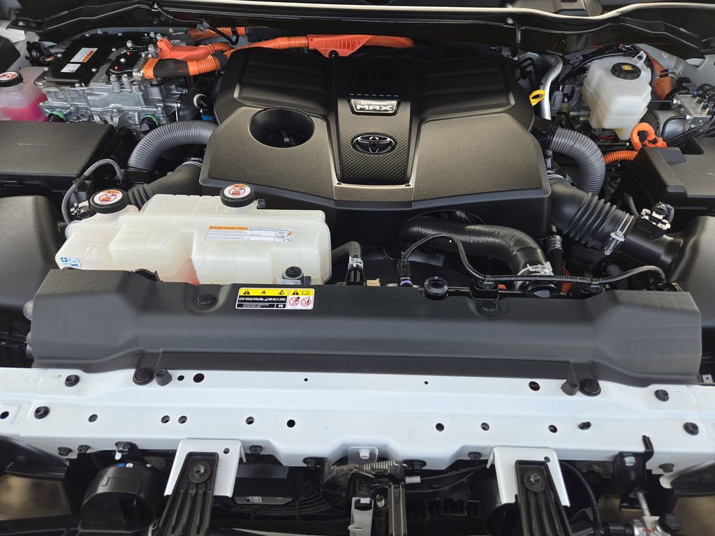 Used 2024 Toyota Tundra Limited image 33