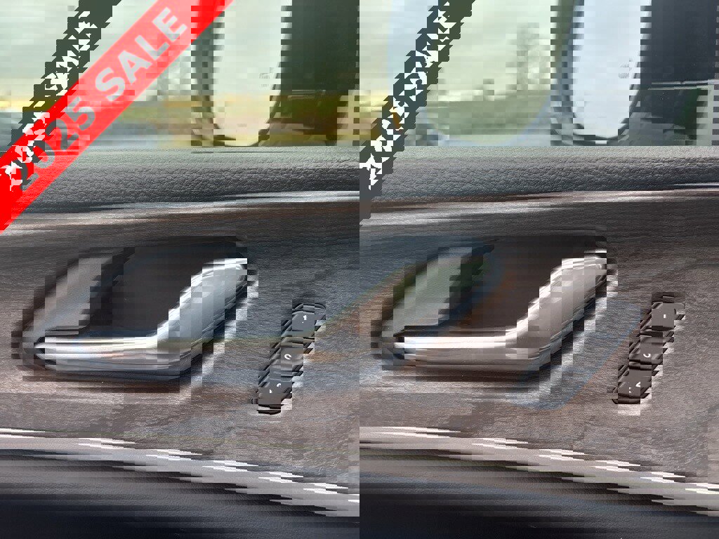 New 2025 Jeep Grand Cherokee L Limited image 22