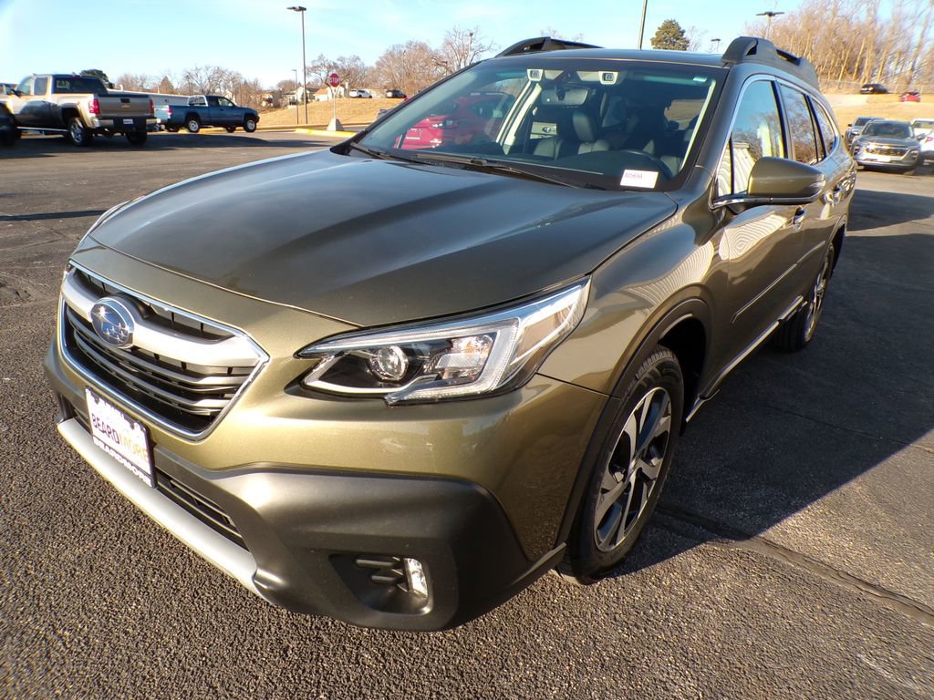 Used 2022 Subaru Outback Limited image 1