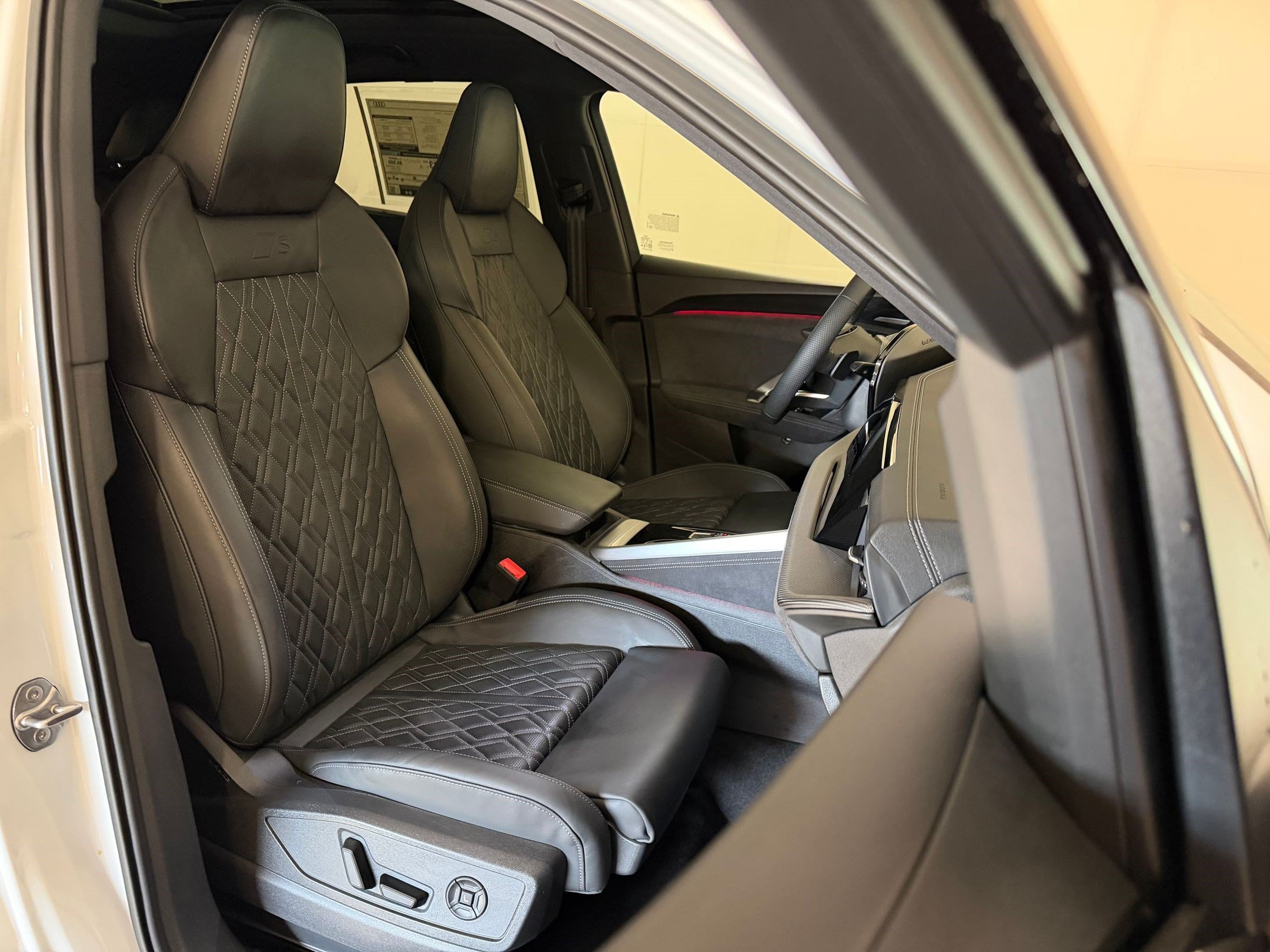 New 2026 Audi SQ5 Premium Plus AWD/4WD image 25