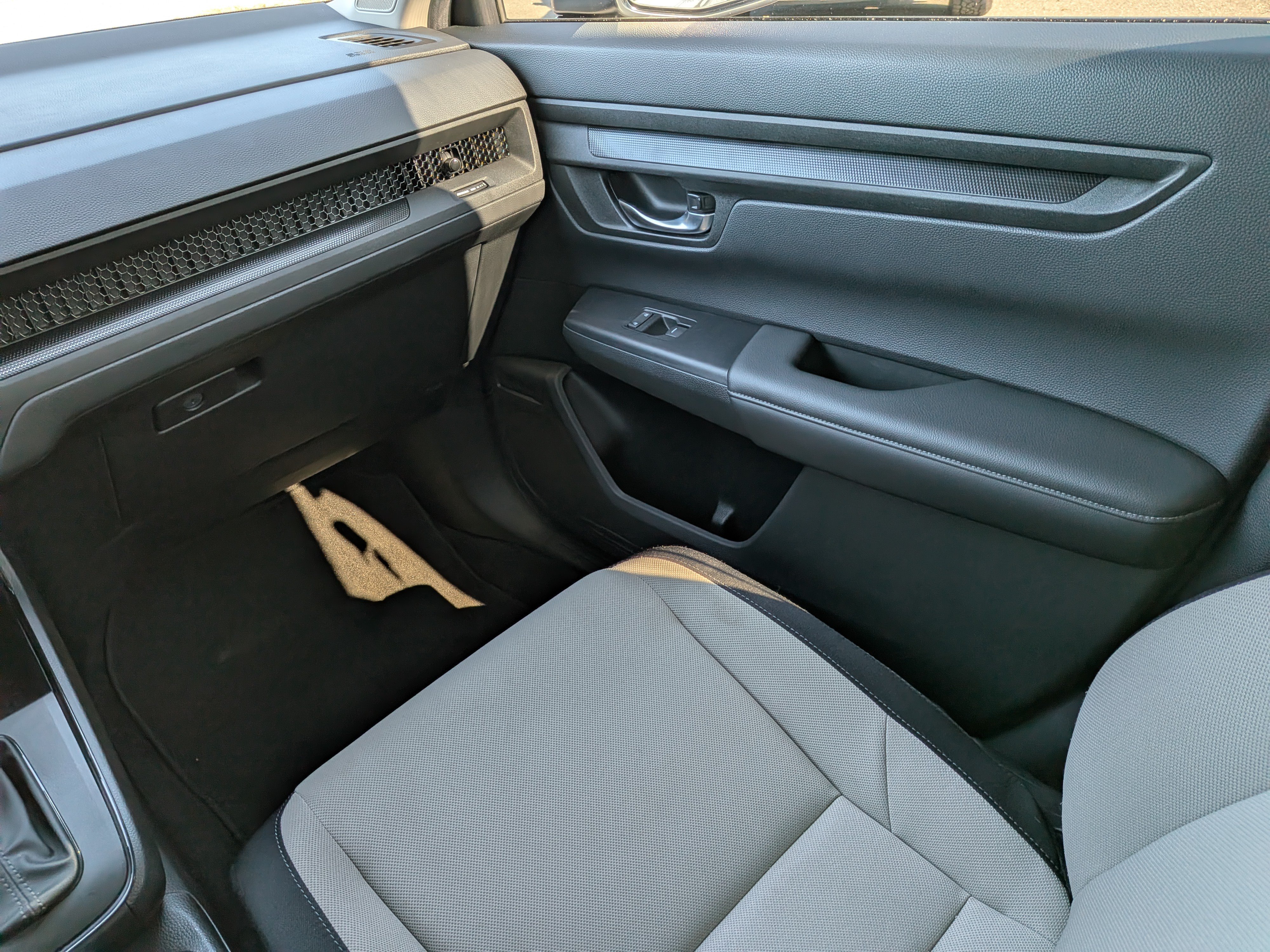 Used 2024 Honda CR-V EX image 15