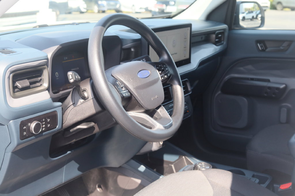 Used 2025 Ford Maverick XL w/ Equipment Group 101A AWD/4WD image 7