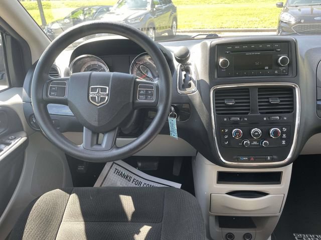 Used 2016 Dodge Grand Caravan SE w/ Quick Order Package 29E SE FWD image 13