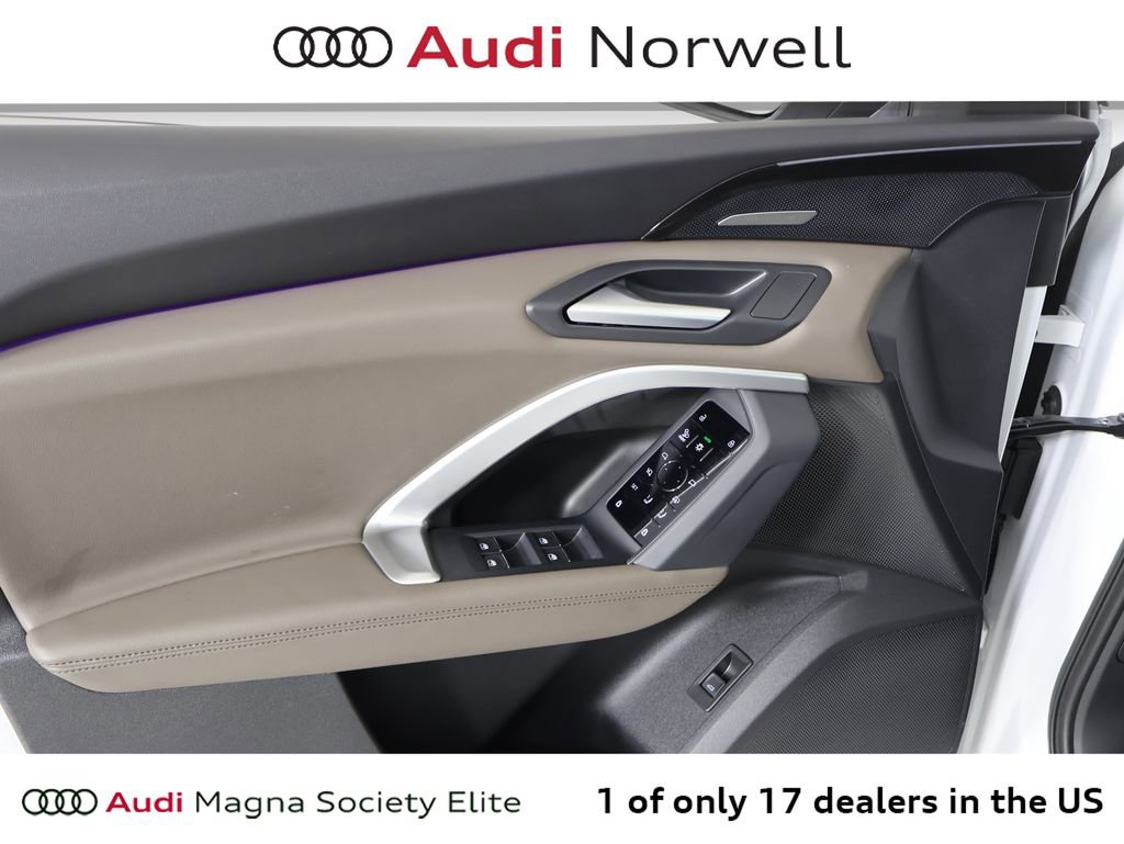 Certified 2025 Audi Q5 Premium Plus w/ Premium Plus AWD/4WD image 21