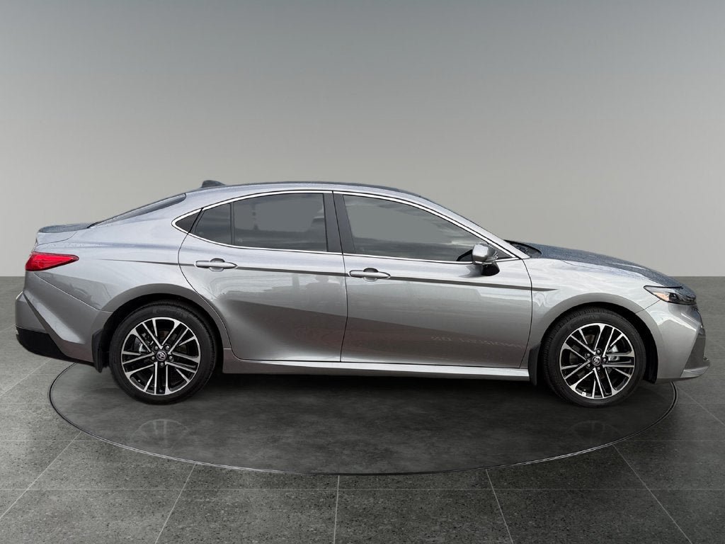 Used 2025 Toyota Camry XLE w/ Premium Plus Package AWD/4WD image 10