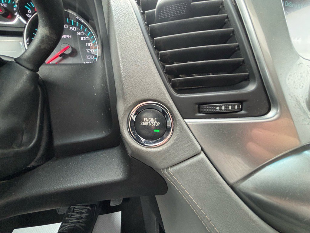 Used 2018 Chevrolet Suburban LT w/ Luxury Package image 33