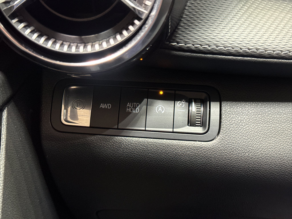 Used 2025 Chevrolet Equinox LT w/ Convenience Package II image 33