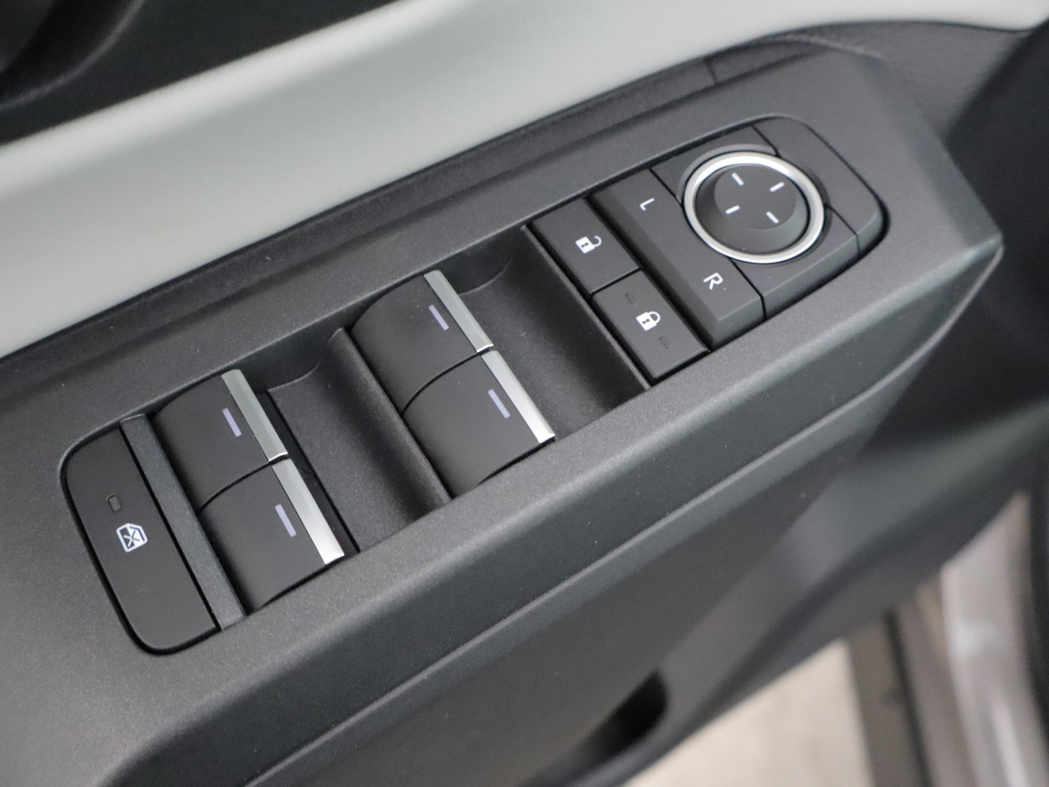 New 2026 Toyota RAV4 Limited AWD/4WD image 13