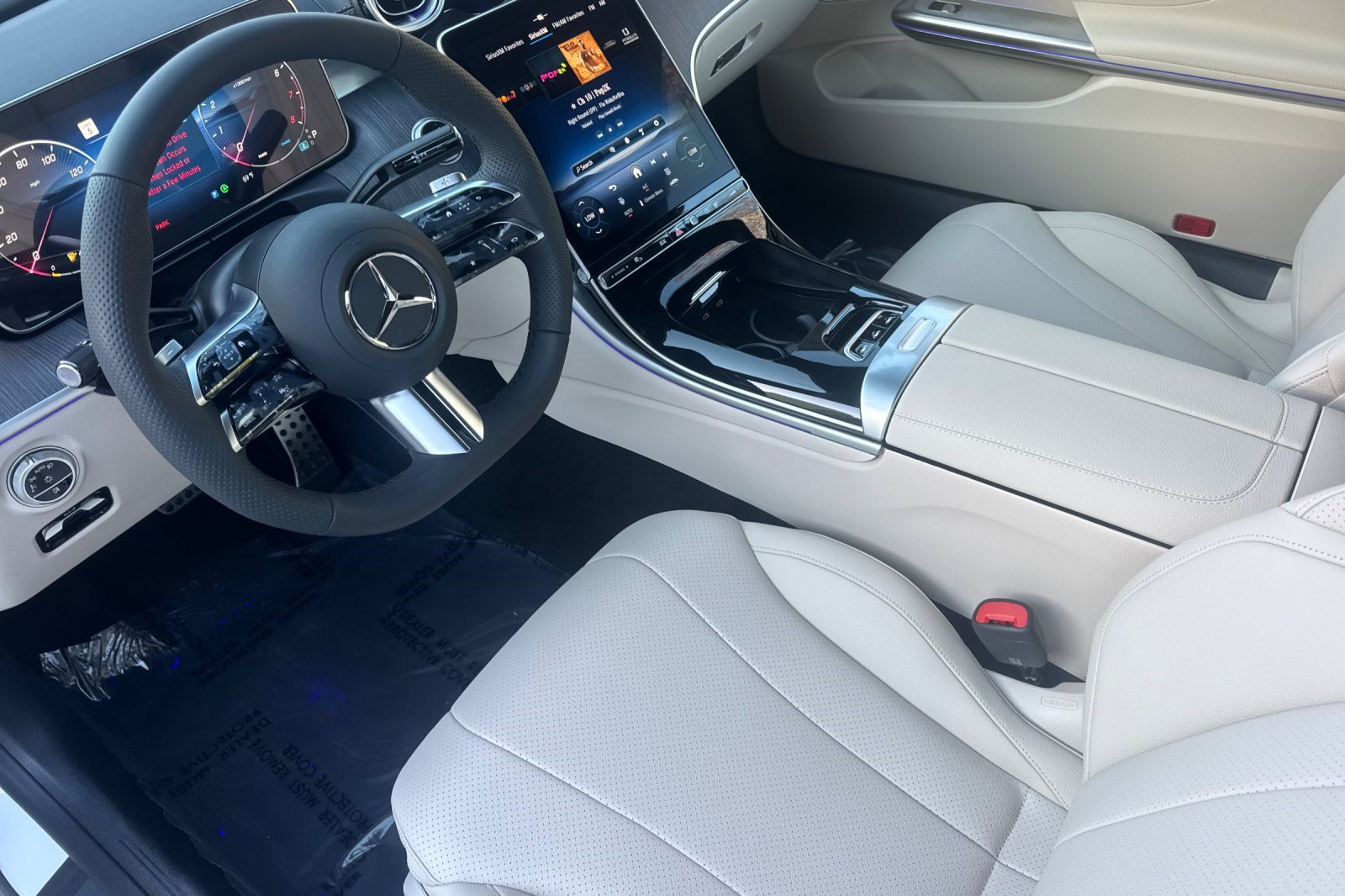 New 2027 Mercedes-Benz CLE 300 4MATIC Cabriolet image 4