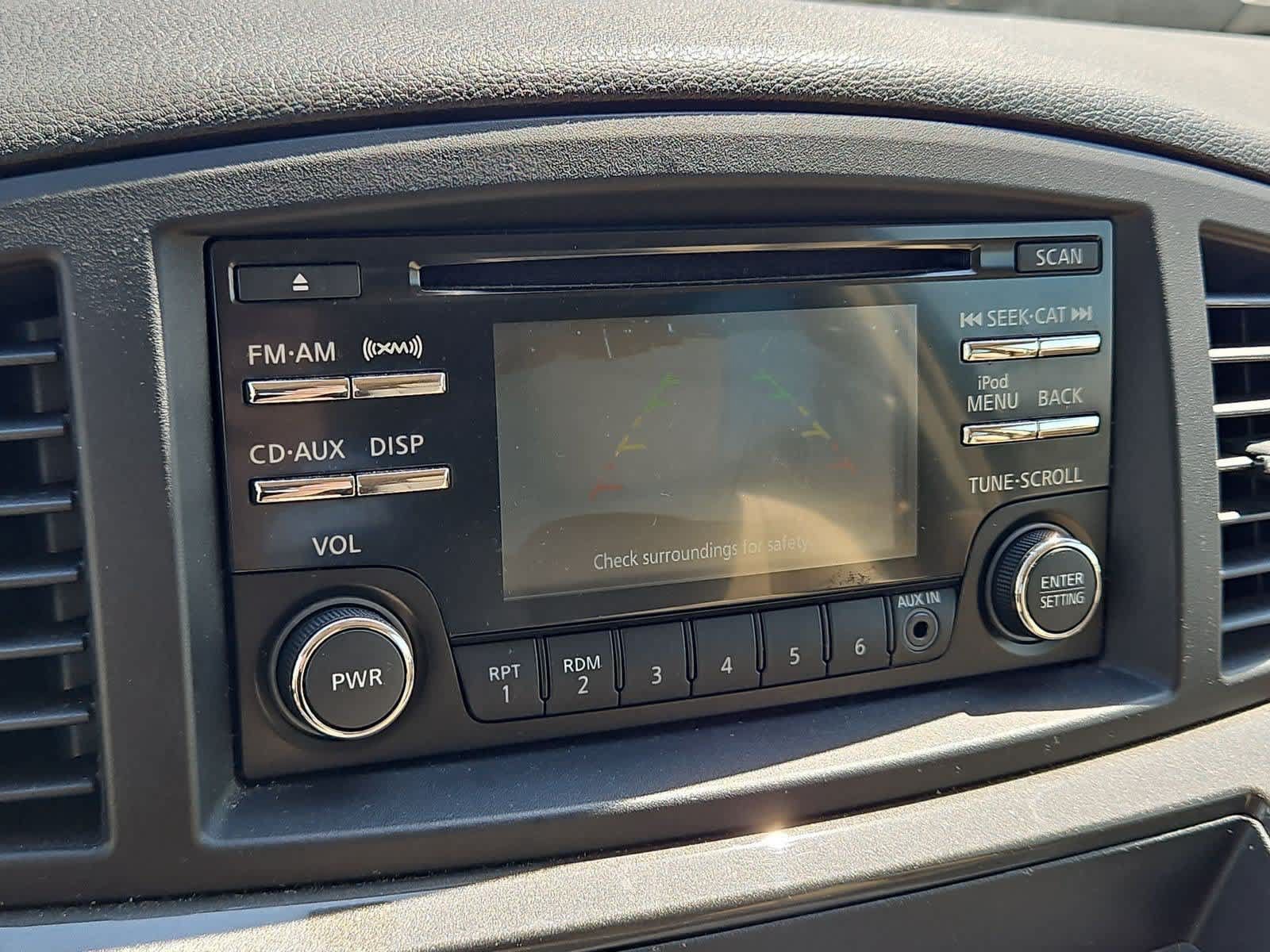 Used 2014 Nissan Quest SV w/ Leather Package FWD image 27