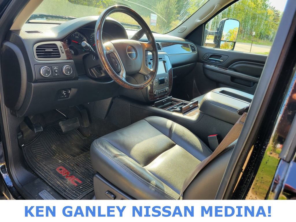 Used 2013 GMC Sierra 3500 Denali image 10