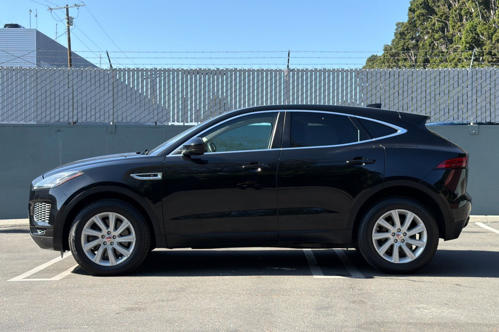 Used 2018 Jaguar E-PACE S AWD/4WD image 2