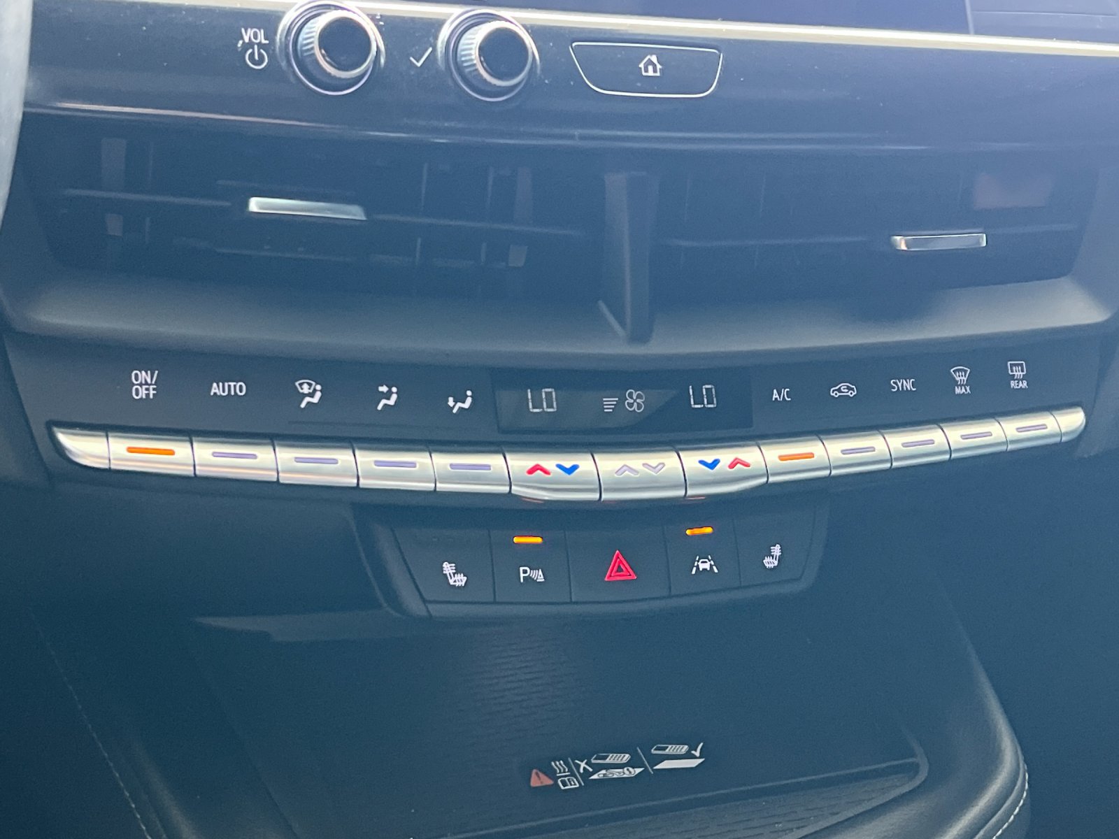 Certified 2024 Cadillac CT4 Luxury w/ Sun And Sound Package RWD image 20