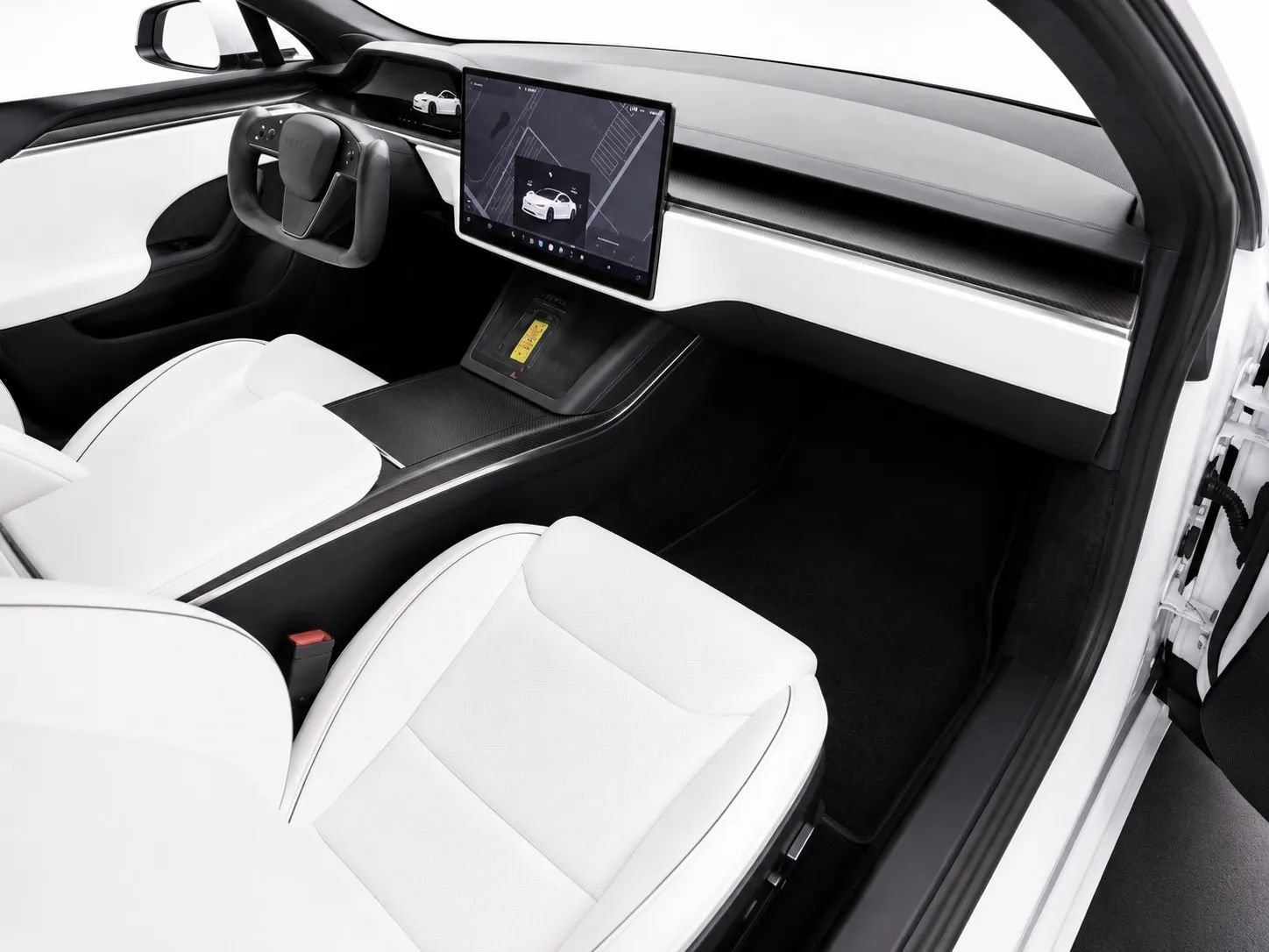 Used 2022 Tesla Model S Plaid AWD/4WD image 16