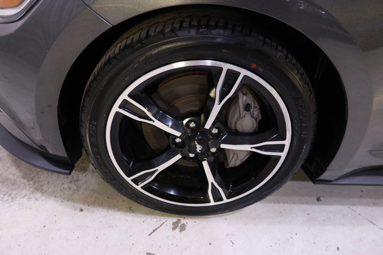 Used 2016 Ford Mustang GT Premium image 11